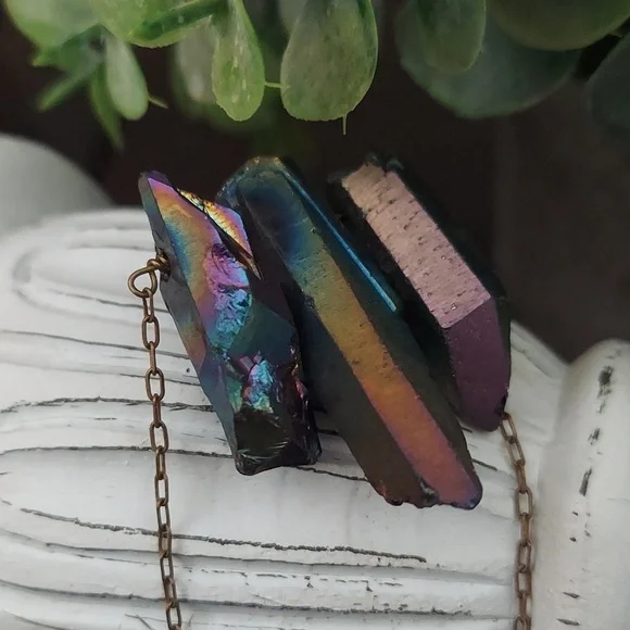 SOLD Raw Rainbow Aurora Quartz Crystal Neckace on 20" Goldtone Chain - Picture 2 of 5